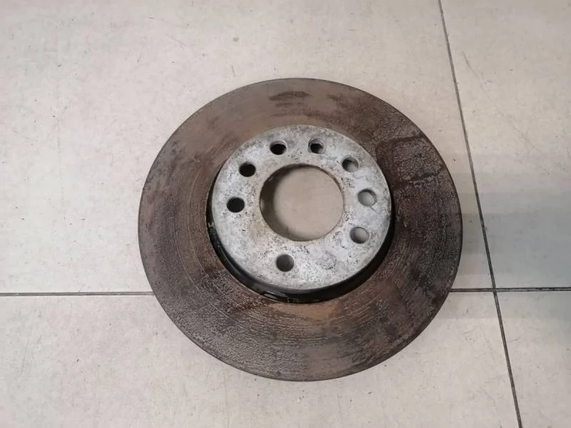 Диск тормозной передний Opel Astra H / Family 2004-2015