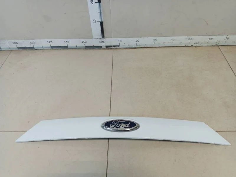 Накладка крышки багажника Ford Mondeo 4 2007-2015