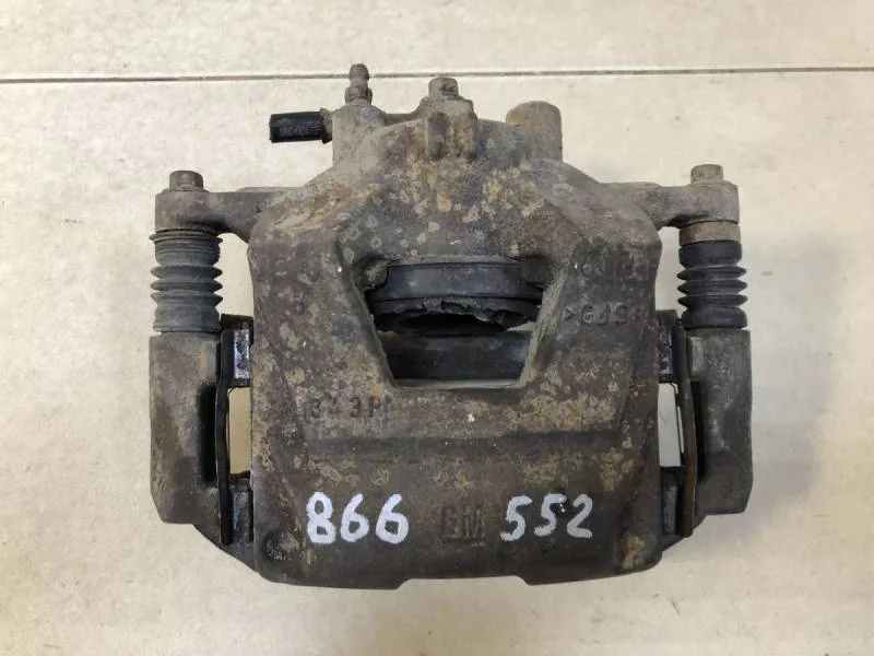 Суппорт передний правый Chevrolet Cruze (J300) 2009-2016