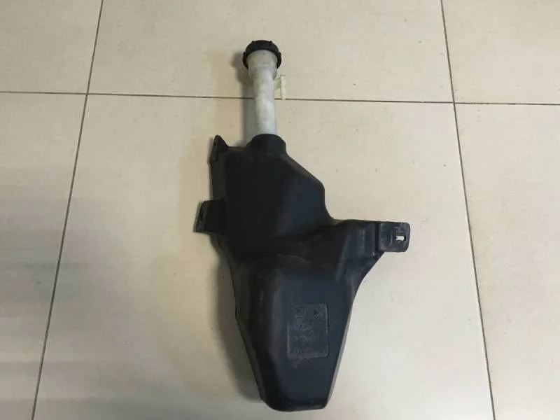 Бачок омывателя лобового стекла Chevrolet Cruze (J300) 2009-2016