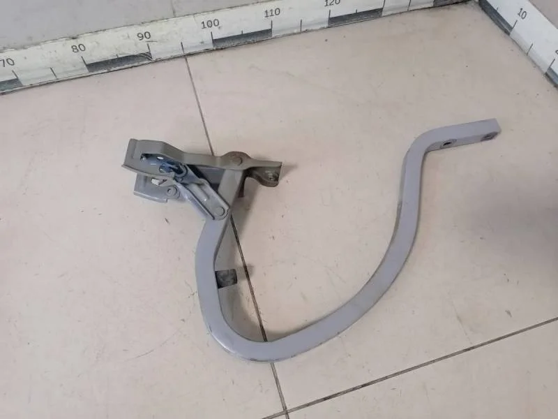 Петля крышки багажника Chevrolet Aveo T300 2011>