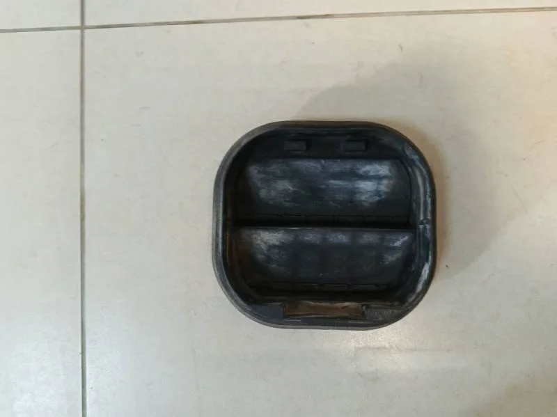 Решетка вентиляционная Chevrolet Aveo T300 2011>