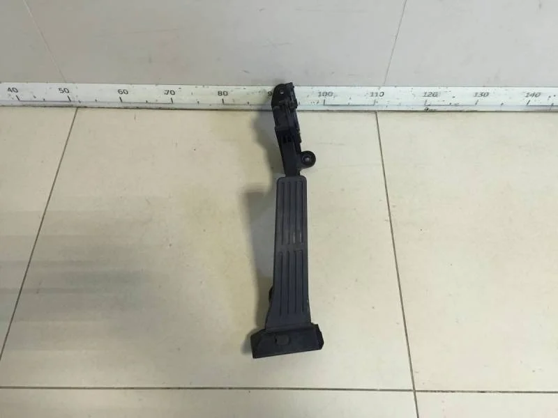 Педаль газа Hyundai i30 (GD) 2012>