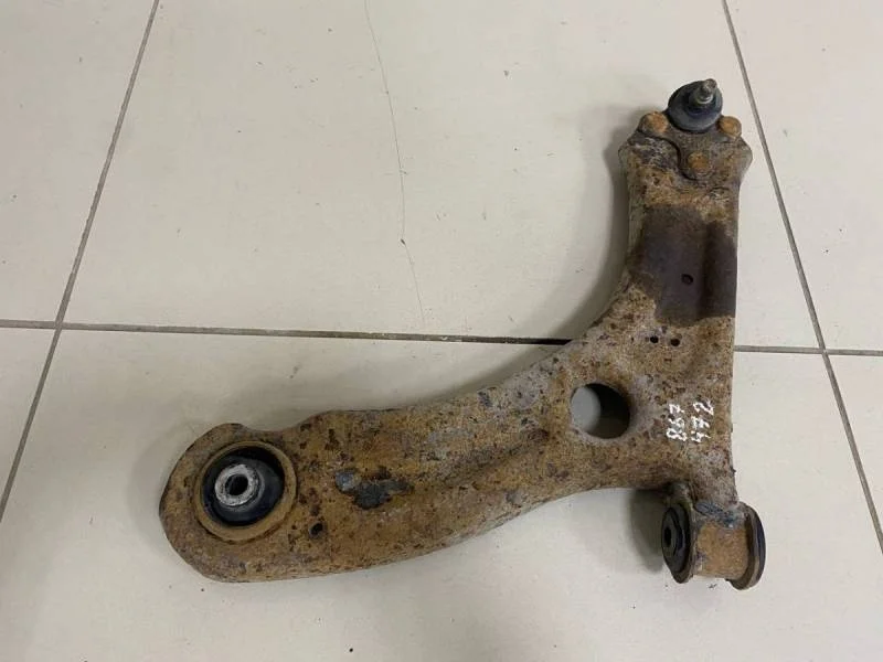 Рычаг передний левый Volkswagen Jetta (5K) 2011>