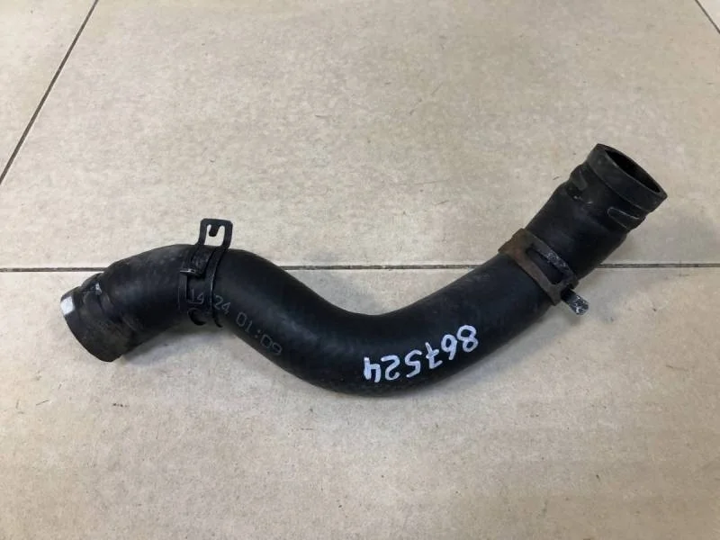 Патрубок радиатора охлаждения Hyundai i30 (GD) 2012>