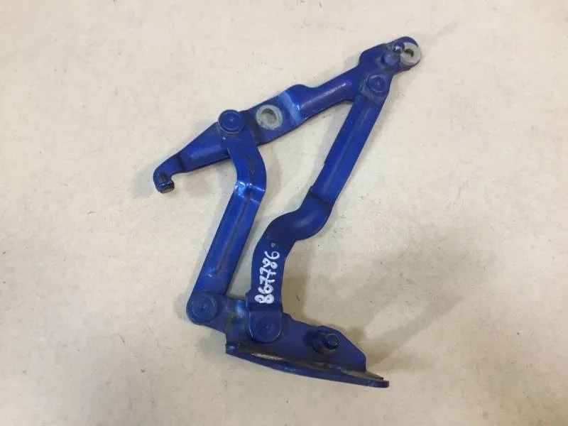 Петля крышки багажника Volkswagen Bora (1J) 1998-2005