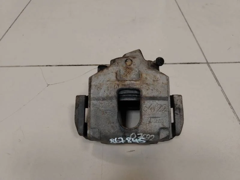 Суппорт передний левый Ford Fusion (JU) 2002-2012