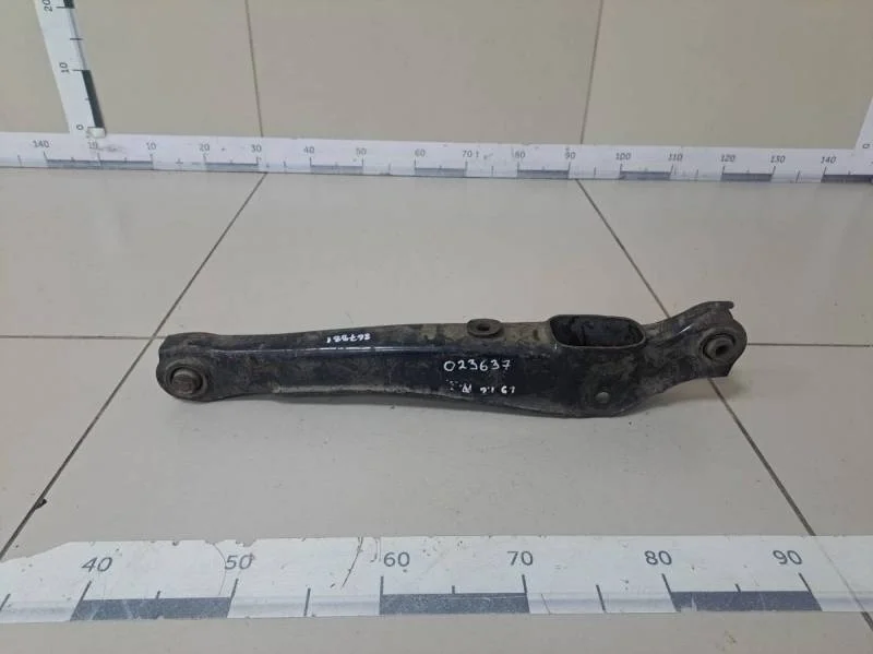 Рычаг задний поперечный Mitsubishi Lancer 9  (CS/Classic) 2000-2011