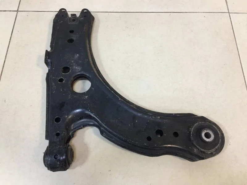 Рычаг передний Volkswagen Bora (1J) 1998-2005