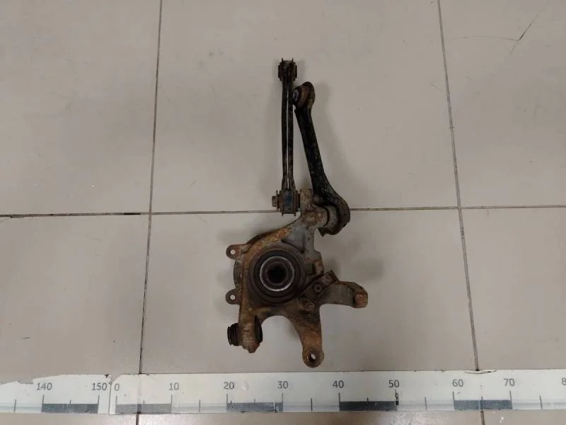 Кулак поворотный задний левый Mercedes-Benz E-Class (W210) 1995-2002