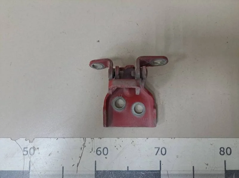 Петля двери передней левой верхняя Ford Fusion (JU) 2002-2012