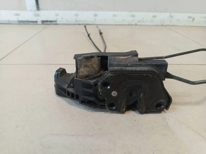 Замок двери передней левой Hyundai Elantra (XD) 2000-2005