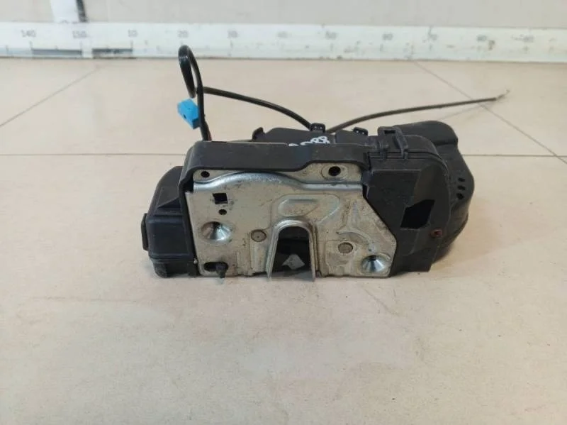 Замок двери задней правой Mercedes-Benz E-Class (W211) 2002-2009