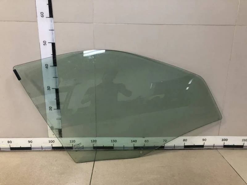 Стекло двери передней правой Fiat Albea 2002-2012