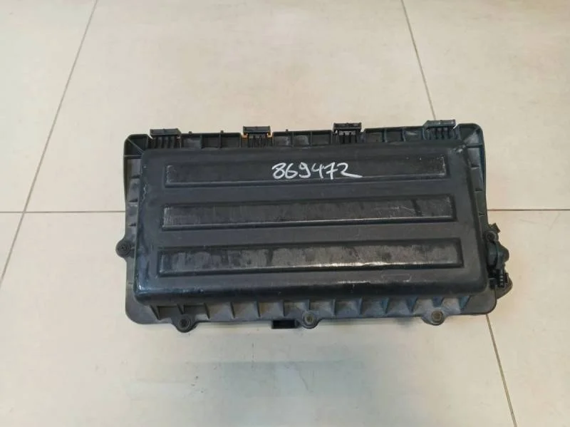 Корпус воздушного фильтра Volkswagen Polo (Sed RUS) 2011>