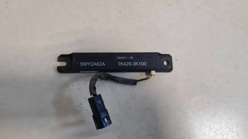 Антенна Kia Sportage 3 (SL) 2010-2015