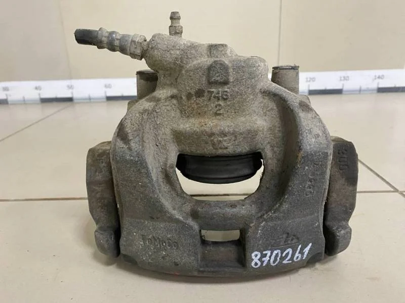 Суппорт передний правый Ford Mondeo 4 2007-2015