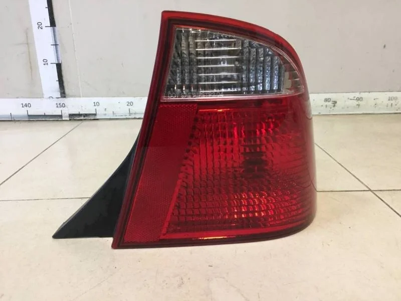 Фонарь задний правый Ford Focus 1 1998-2004
