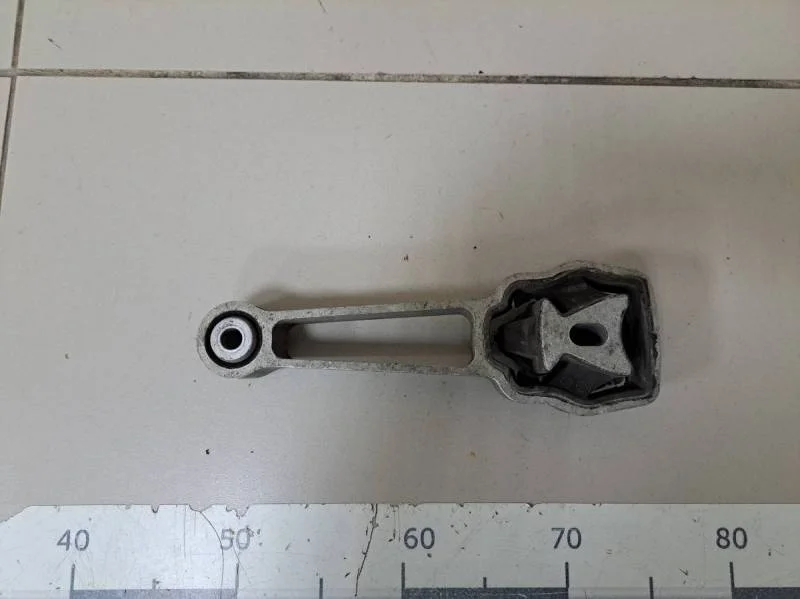 Опора двигателя задняя Ford Mondeo 4 2007-2015