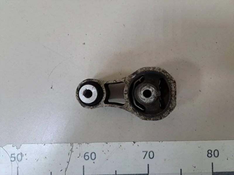 Опора КПП Ford Fiesta (MK5) 2002-2008