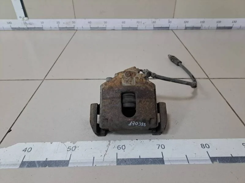 Суппорт передний левый Ford Puma 1997-2003