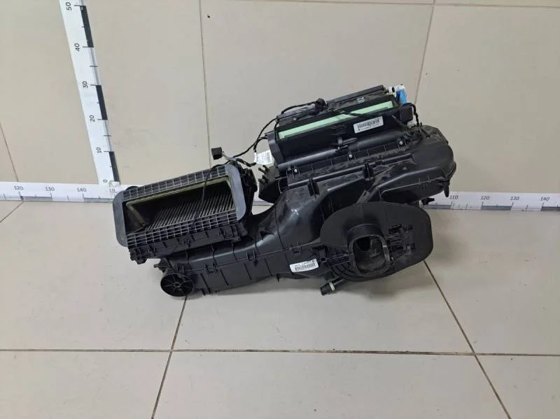 Корпус отопителя Skoda Octavia (A7) 2013>