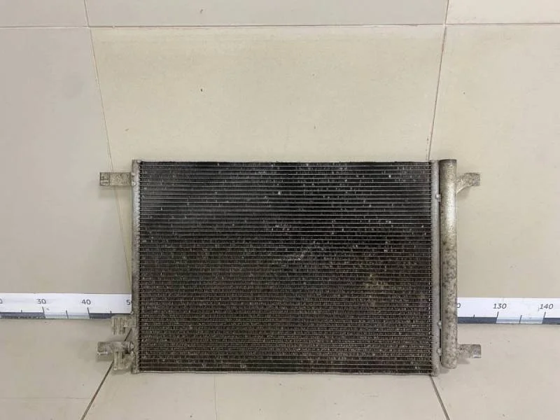 Радиатор кондиционера (конденсер) Skoda Octavia (A7) 2013>