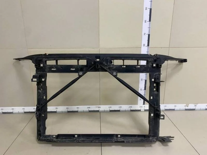 Панель передняя Skoda Octavia (A7) 2013>