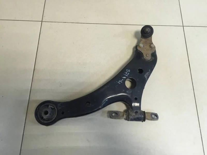 Рычаг передний левый Toyota Camry (V50) 2011-2017