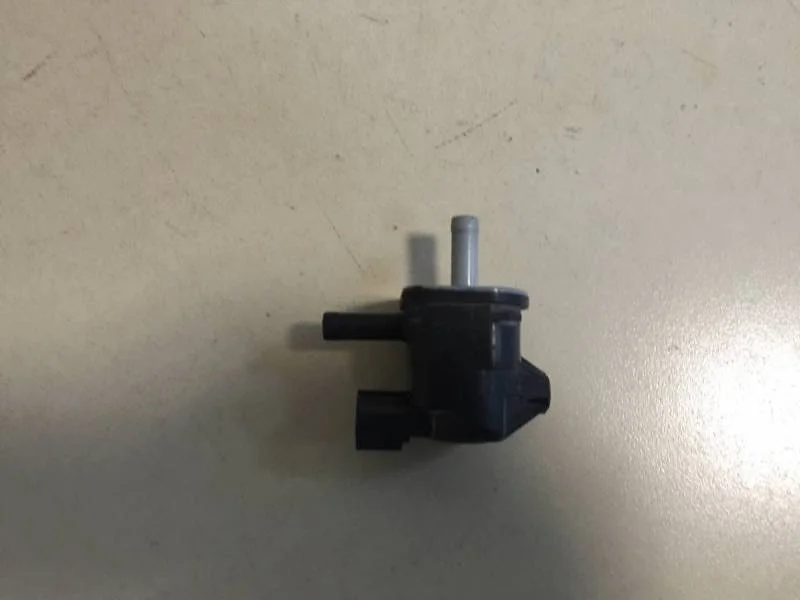 Клапан электромагнитный Toyota Camry (V50) 2011-2017