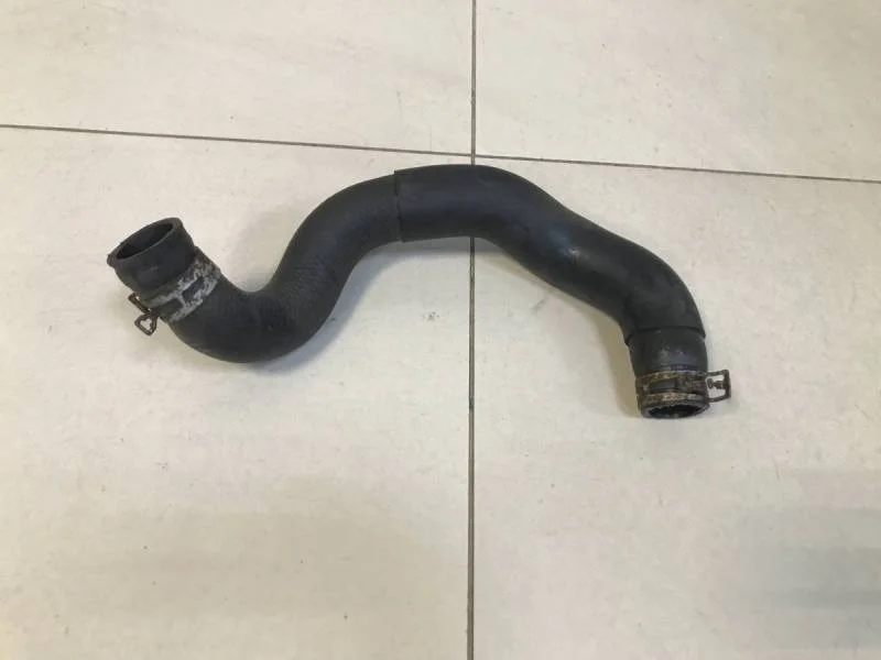 Патрубок радиатора охлаждения Toyota Camry (V50) 2011-2017