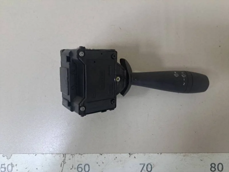 Переключатель стеклоочистителей Renault Logan (2) 2014>