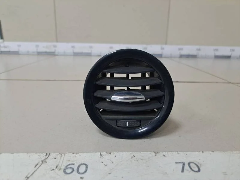 Дефлектор воздушный Opel Corsa (D) 2006-2015