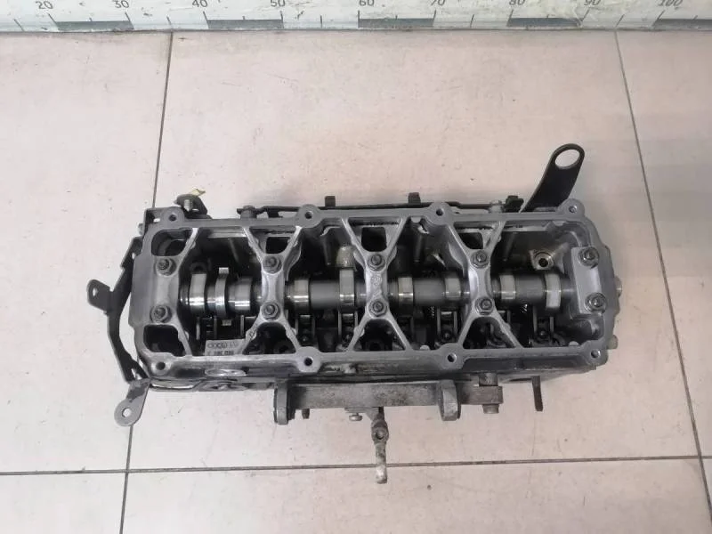 Головка блока цилиндров FAW  Bestune B50 2009-2016