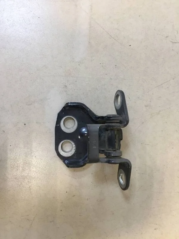 Петля двери задней правой нижняя Ford Fiesta (MK5) 2002-2008