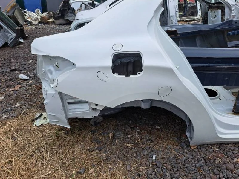 Крыло заднее правое Citroen C4 2011>