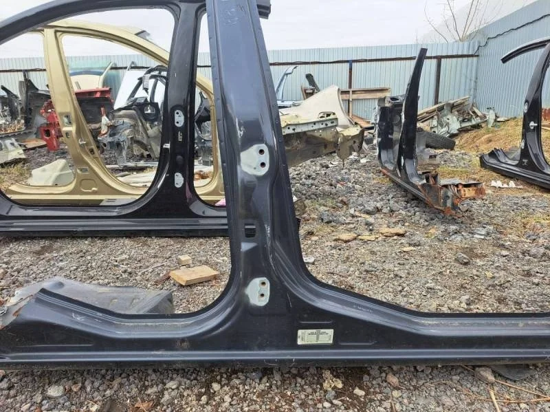 Порог со стойкой правый Ford Fusion (JU) 2002-2012