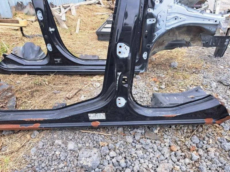 Порог со стойкой левый Ford Fusion (JU) 2002-2012