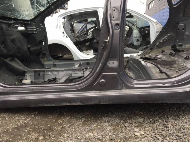 Порог со стойкой левый Hyundai Solaris 2010-2017