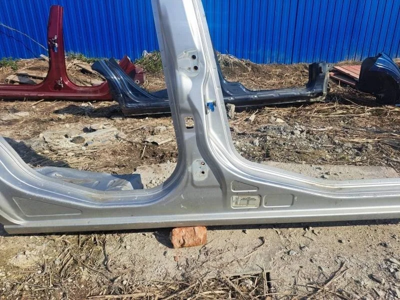 Порог со стойкой правый Ford Fusion (JU) 2002-2012