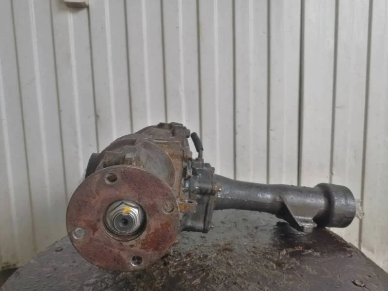 Редуктор переднего моста Toyota Land Cruiser Prado (J120) 2002-2009