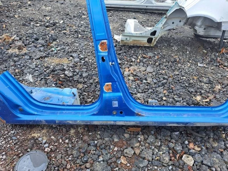 Порог со стойкой правый Lada Largus 2012>