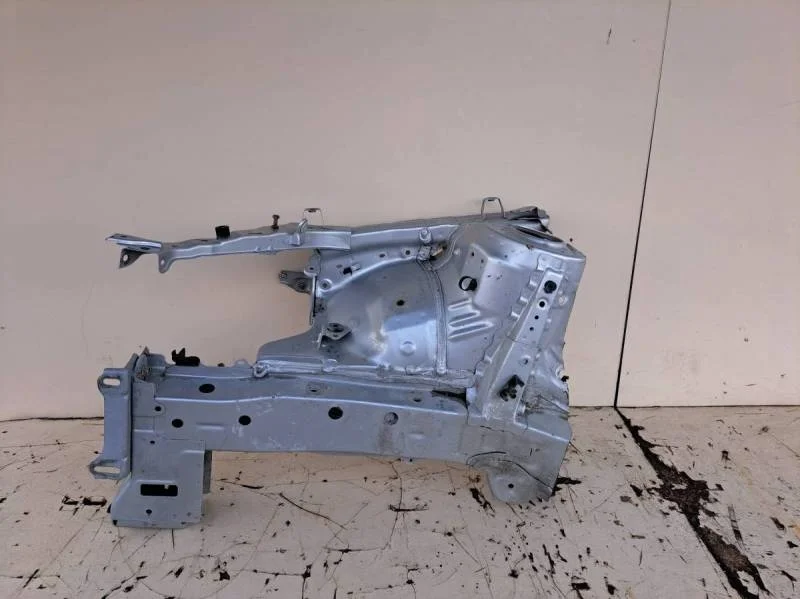 Лонжерон передний правый Toyota Corolla E150 2006-2013