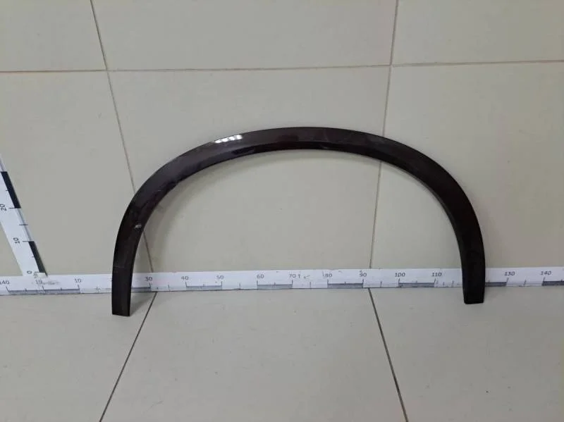 Накладка переднего крыла левого Volvo XC90 2015>