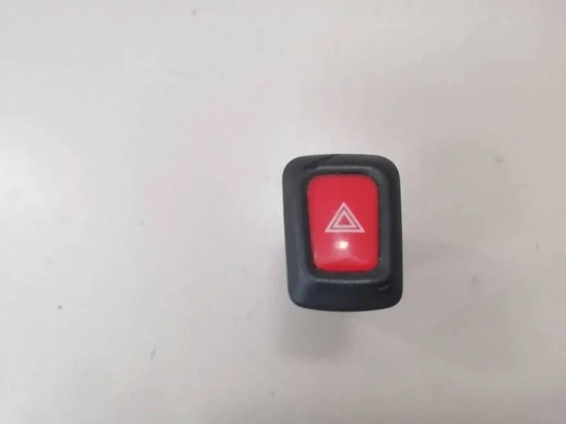 Кнопка аварийной сигнализации Nissan Almera (N16) 2000-2006
