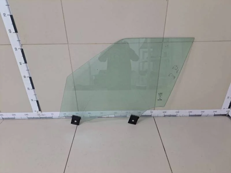 Стекло двери передней левой Land Rover Range Rover Sport 2013>