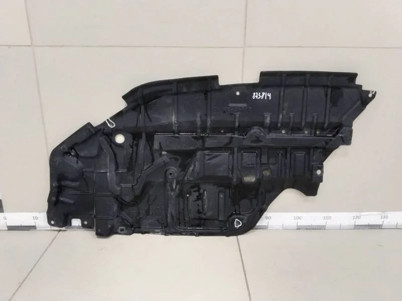 Пыльник двигателя нижний левый Toyota Camry (V50) 2011-2017