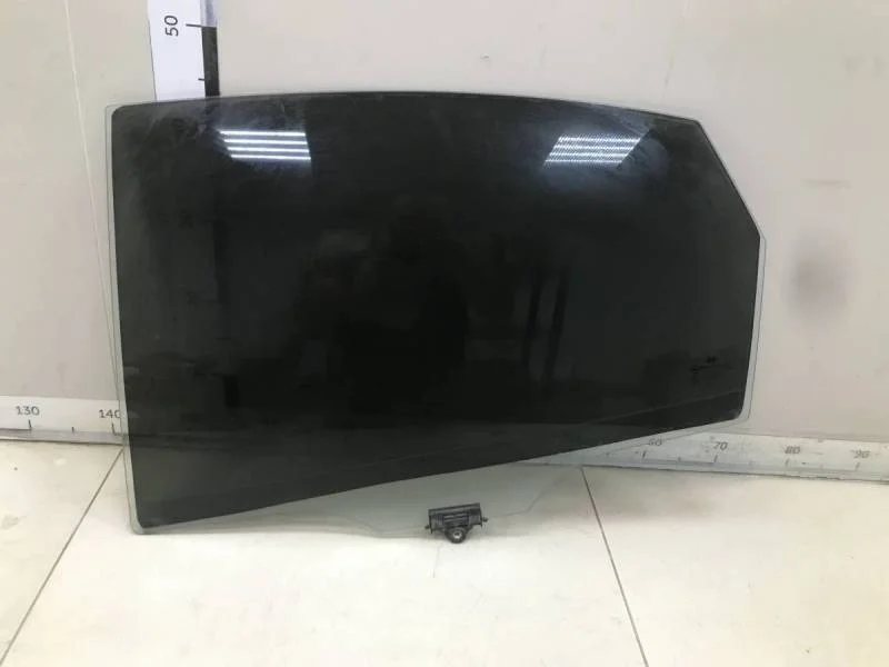 Стекло двери задней левой Hyundai Elantra (HD) 2006-2010