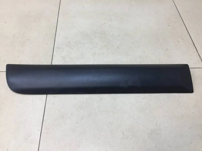 Молдинг задней правой двери Renault Sandero 2009-2014