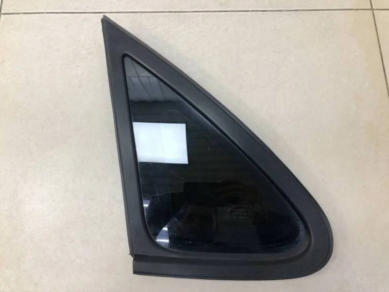 Стекло кузовное глухое левое Hyundai Elantra (HD) 2006-2010